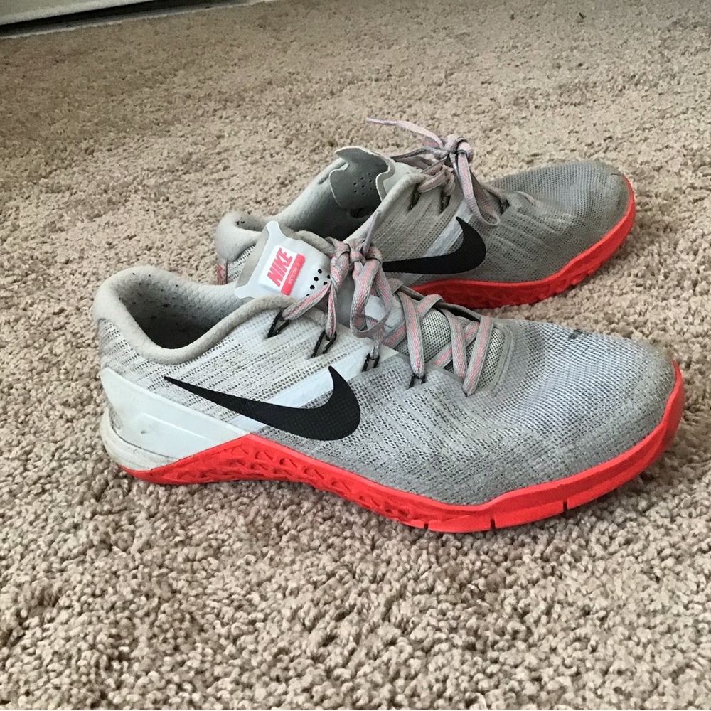 Hot Pink and Grey Nike Metcon 3